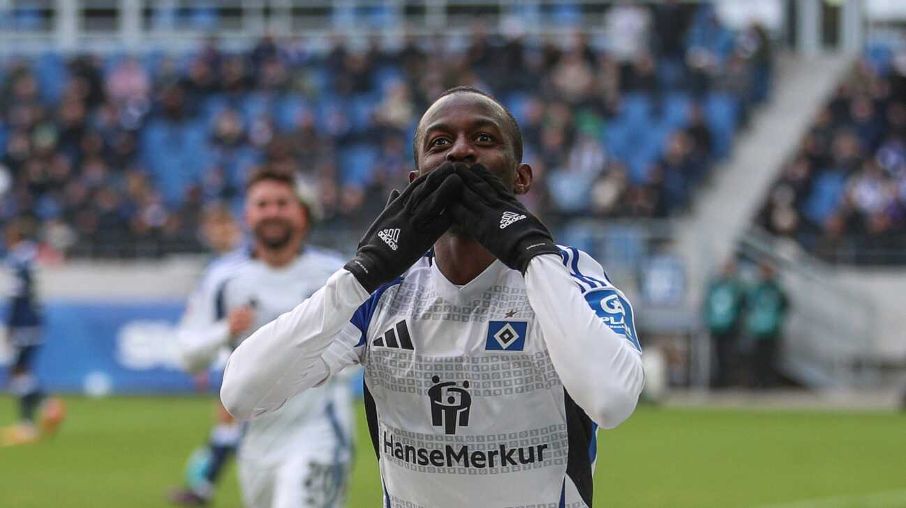 Mit Glück und Dompe: HSV gelingt Befreiungsschlag beim KSC Mit Glück und Dompe: HSV gelingt Befreiungsschlag beim KSC