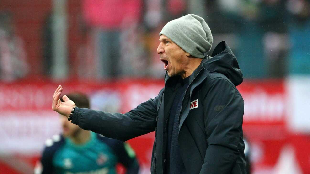 Erfolgsserie fortgesetzt: Köln wieder im Aufstiegsrennen Erfolgsserie fortgesetzt: Köln wieder im Aufstiegsrennen