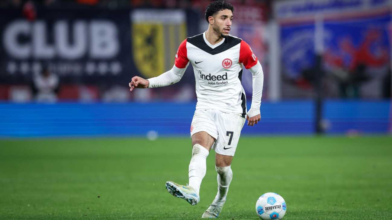 Medien: City will Marmoush noch im Winter Medien: City will Marmoush noch im Winter