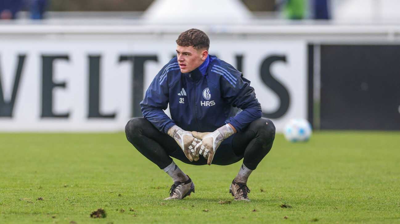 Schalke bindet Torhüter Podlech Schalke bindet Torhüter Podlech
