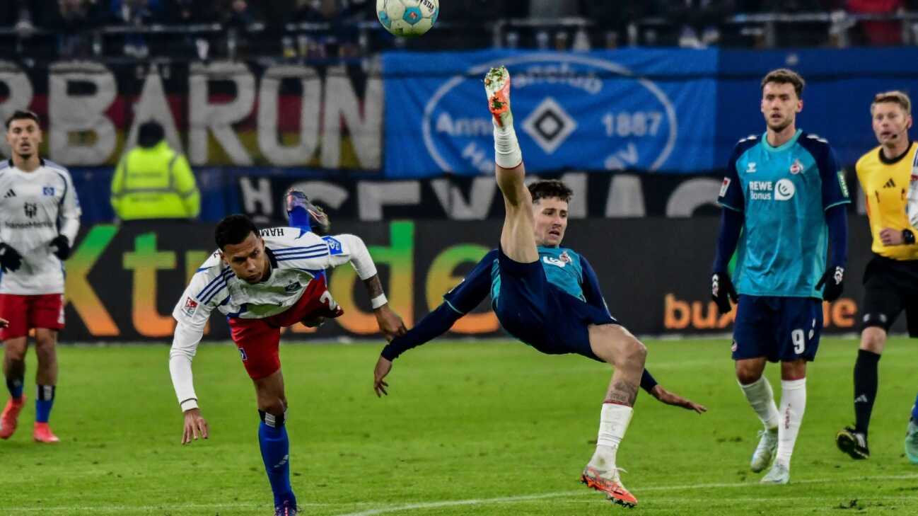 Sieg im Topspiel: HSV übernimmt Tabellenführung von Köln Sieg im Topspiel: HSV übernimmt Tabellenführung von Köln