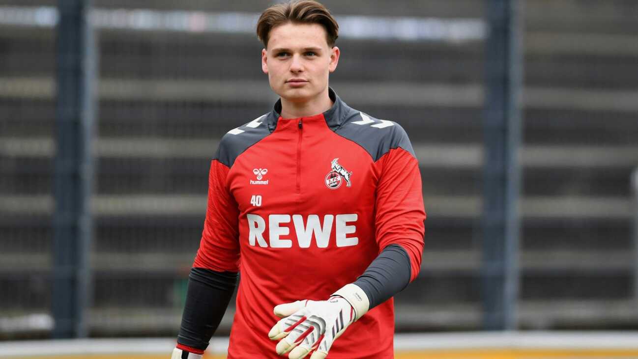 Medien: Bayern wollen Urbig sofort verpflichten Medien: Bayern wollen Urbig sofort verpflichten