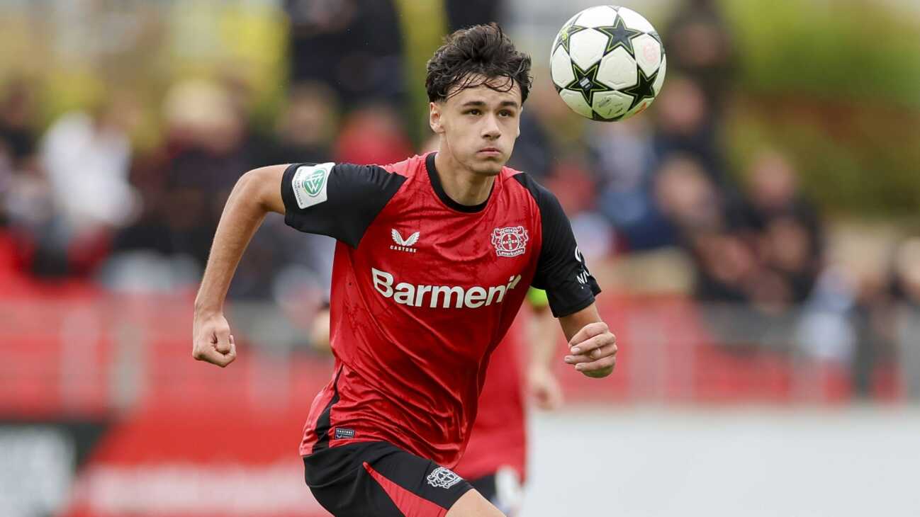 Leverkusen verlängert "langfristig" mit Talent Alajbegovic Leverkusen verlängert "langfristig" mit Talent Alajbegovic