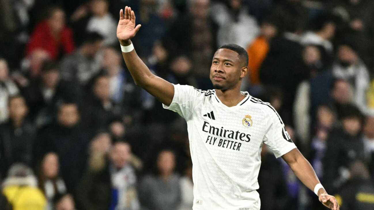 Mbappé schwärmt von Comebacker Alaba: "Ein unglaublicher Kerl" Mbappé schwärmt von Comebacker Alaba: "Ein unglaublicher Kerl"