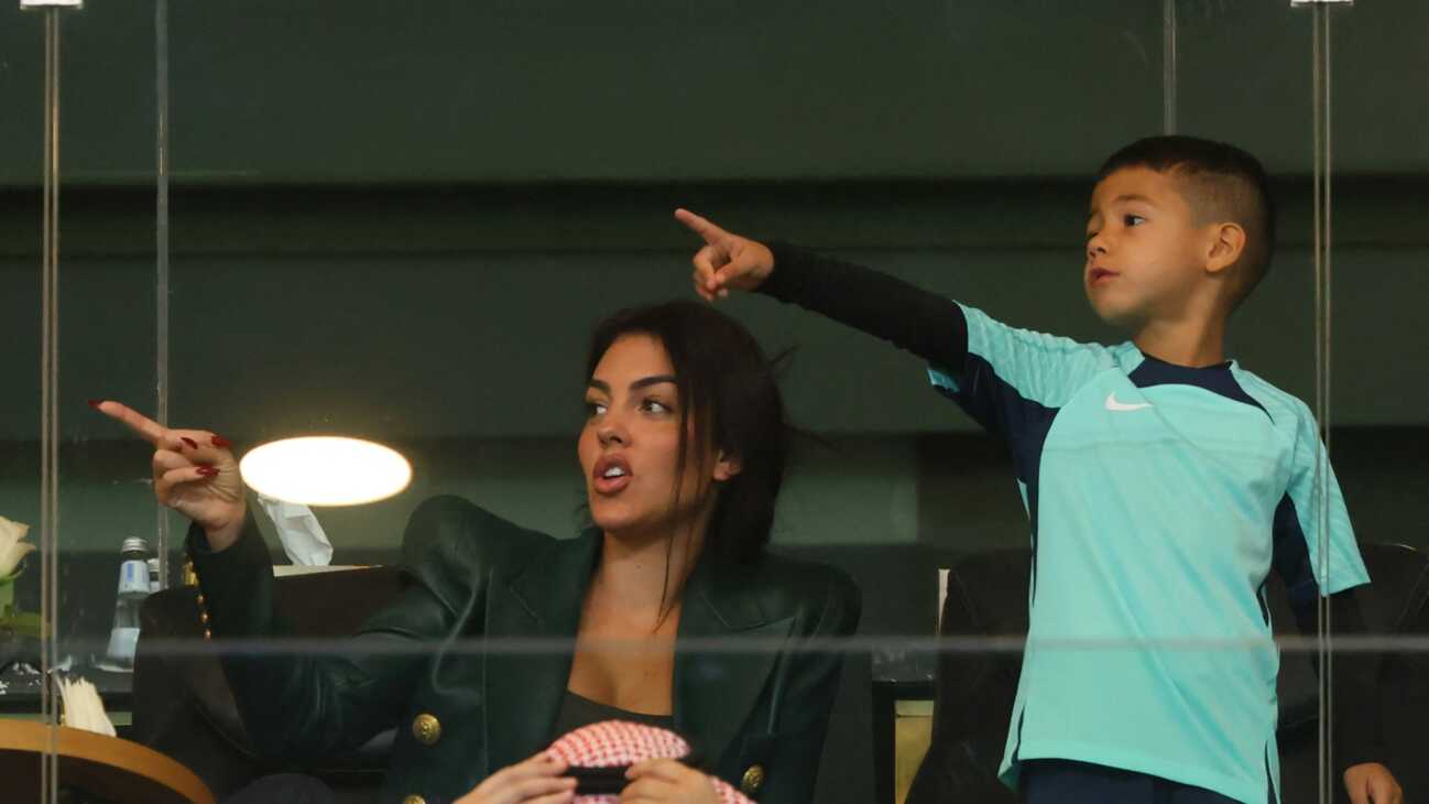 Ronaldos Sohn: "Mbappé ist besser als du" Ronaldos Sohn: "Mbappé ist besser als du"