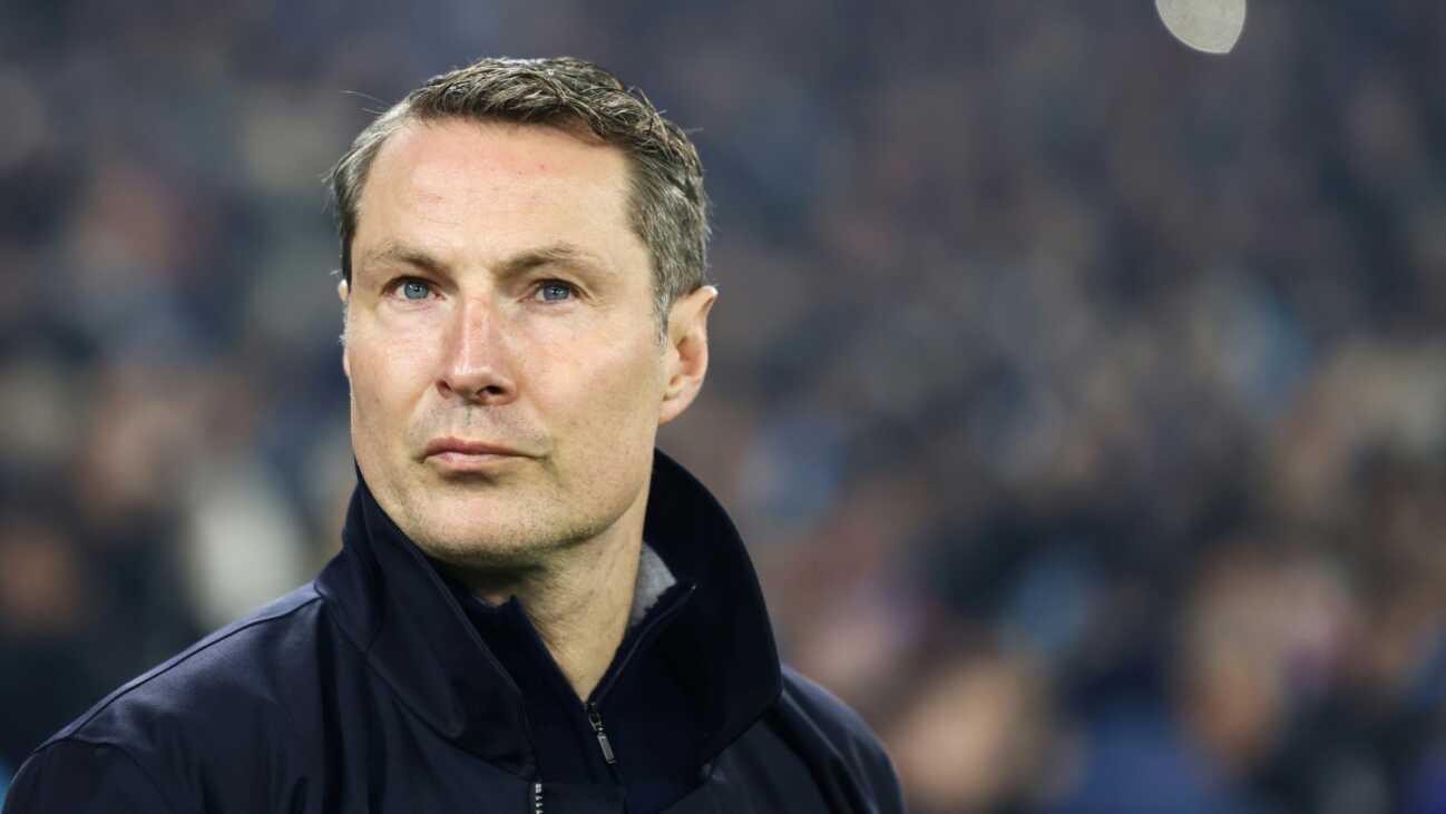 Trotz Bayern-Coup: Feyenoord trennt sich von Trainer Priske Trotz Bayern-Coup: Feyenoord trennt sich von Trainer Priske