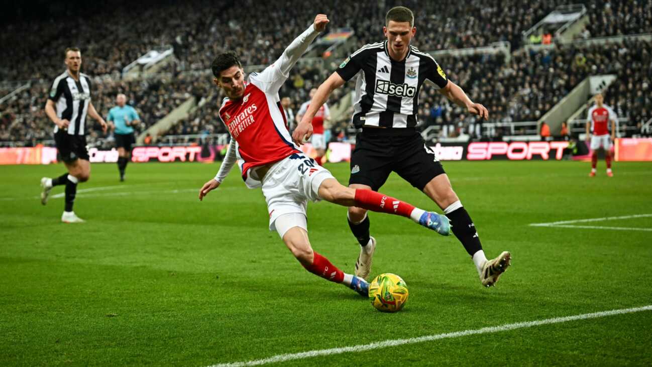 Medien: Nationalspieler Havertz droht Saisonaus Medien: Nationalspieler Havertz droht Saisonaus