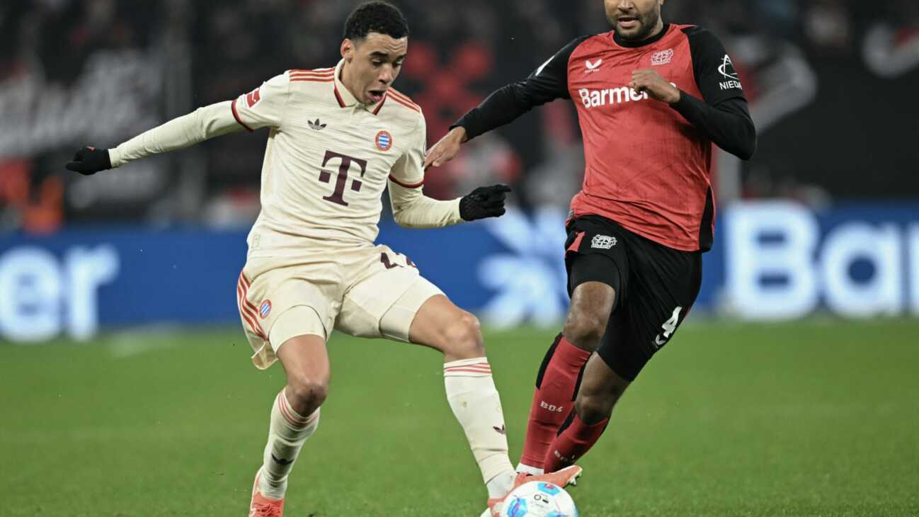 "Wir sind zufrieden": Schwache Bayern retten Punkt in Leverkusen "Wir sind zufrieden": Schwache Bayern retten Punkt in Leverkusen