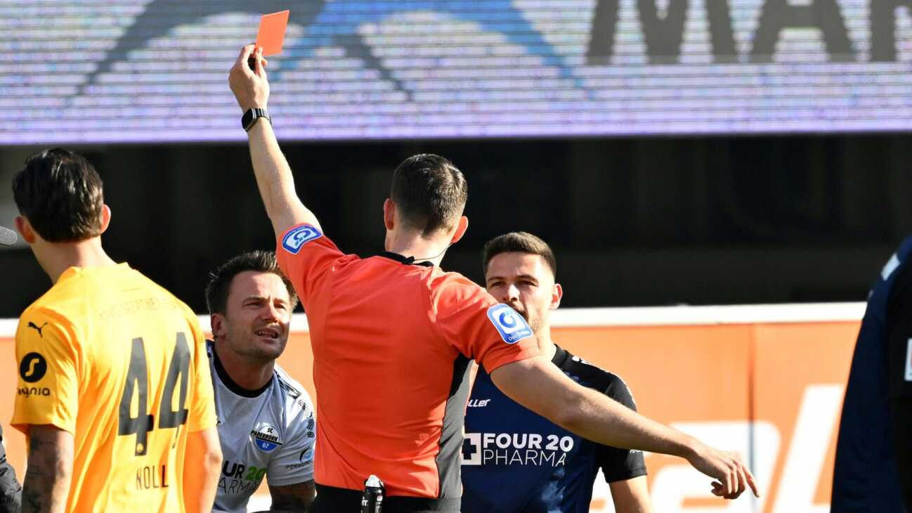 Nach Notbremse: Paderborns Riemann für drei Spiele gesperrt Nach Notbremse: Paderborns Riemann für drei Spiele gesperrt