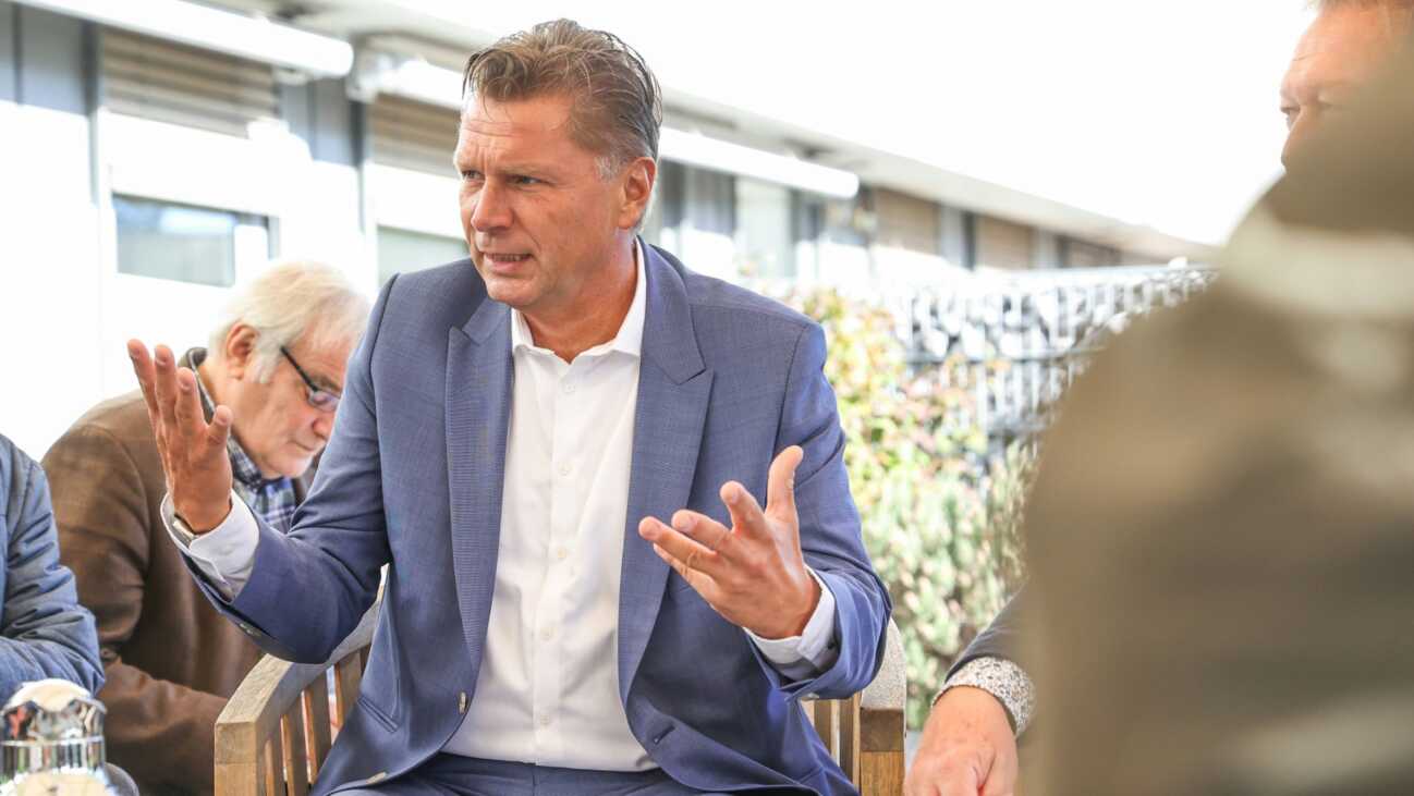 ZDF: Kinhöfer wird neuer Schiedsrichter-Experte ZDF: Kinhöfer wird neuer Schiedsrichter-Experte