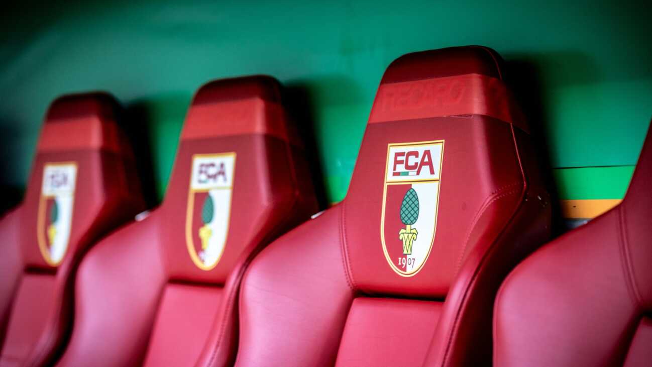 Verdacht einer Sexualstraftat: Ermittlungen gegen FCA-Profi Verdacht einer Sexualstraftat: Ermittlungen gegen FCA-Profi