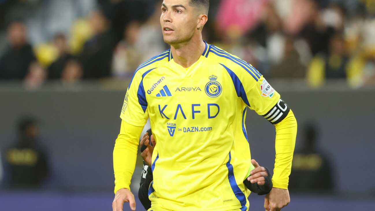 WM 2030: PETA bittet Ronaldo um Hilfe für Hunde in Marokko WM 2030: PETA bittet Ronaldo um Hilfe für Hunde in Marokko