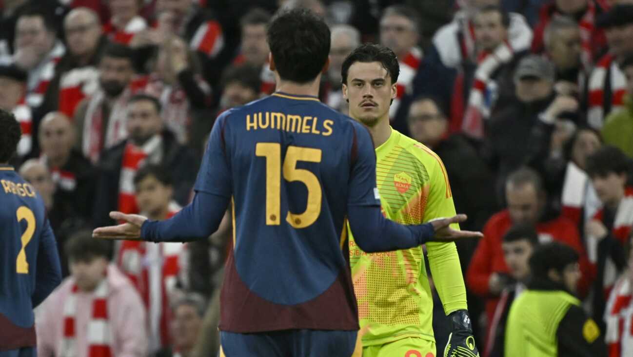 Nach Platzverweis: Hummels vor Abschied aus Rom Nach Platzverweis: Hummels vor Abschied aus Rom