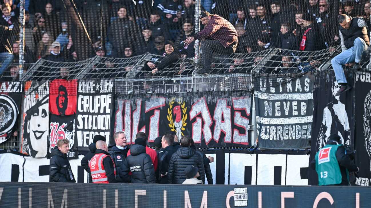 Banner-Wirbel: SGE entschuldigt sich und plant Aufarbeitung Banner-Wirbel: SGE entschuldigt sich und plant Aufarbeitung