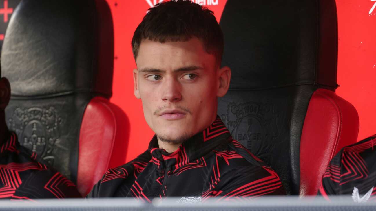 Wirtz: Völler und Löw raten zu Verbleib in Leverkusen Wirtz: Völler und Löw raten zu Verbleib in Leverkusen