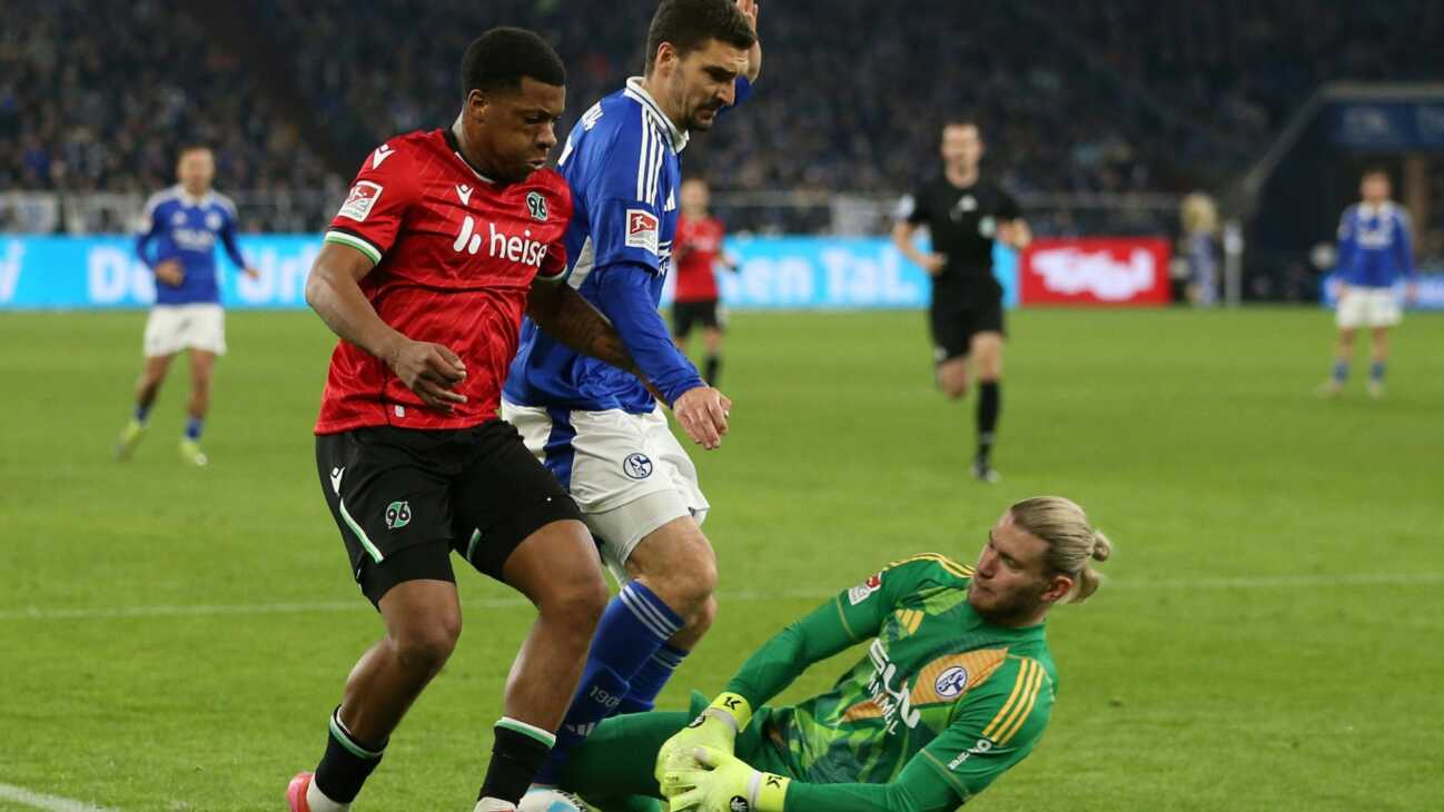 96 siegt auf Schalke – Krimi um die Lizenz 96 siegt auf Schalke - Krimi um die Lizenz