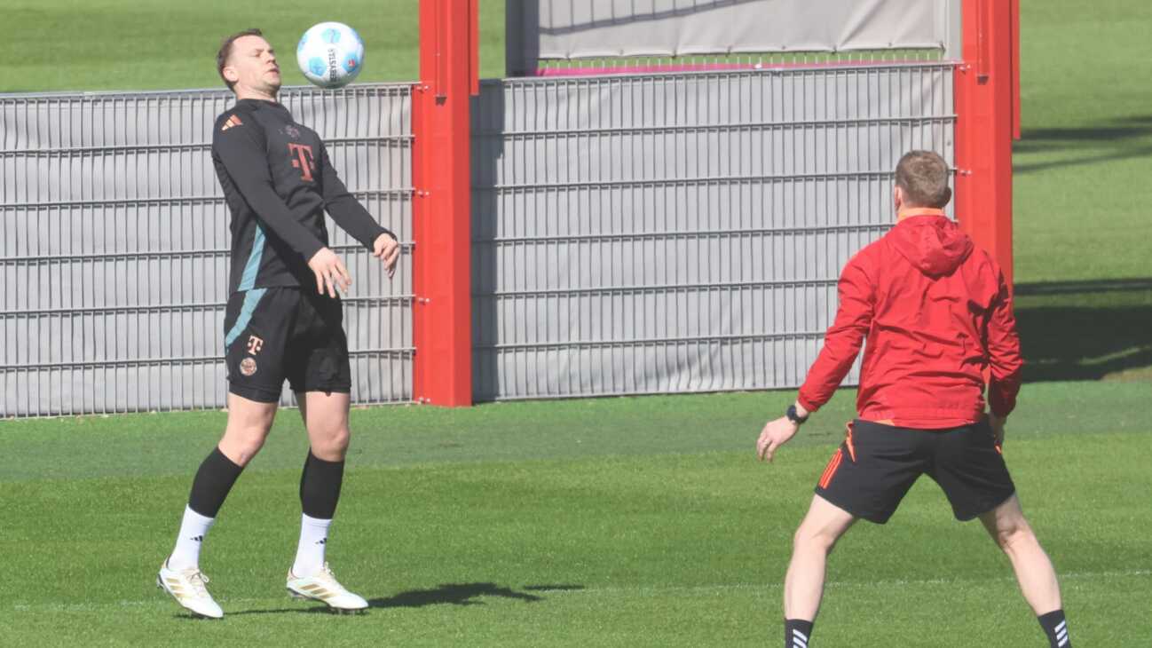 Nach Muskelfaserriss: Neuer trainiert wieder mit Ball Nach Muskelfaserriss: Neuer trainiert wieder mit Ball