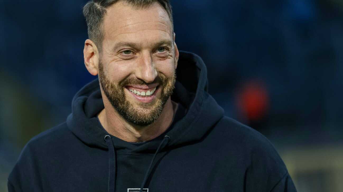 "Scheibe abschneiden": Kniat begeistert von Alonso "Scheibe abschneiden": Kniat begeistert von Alonso