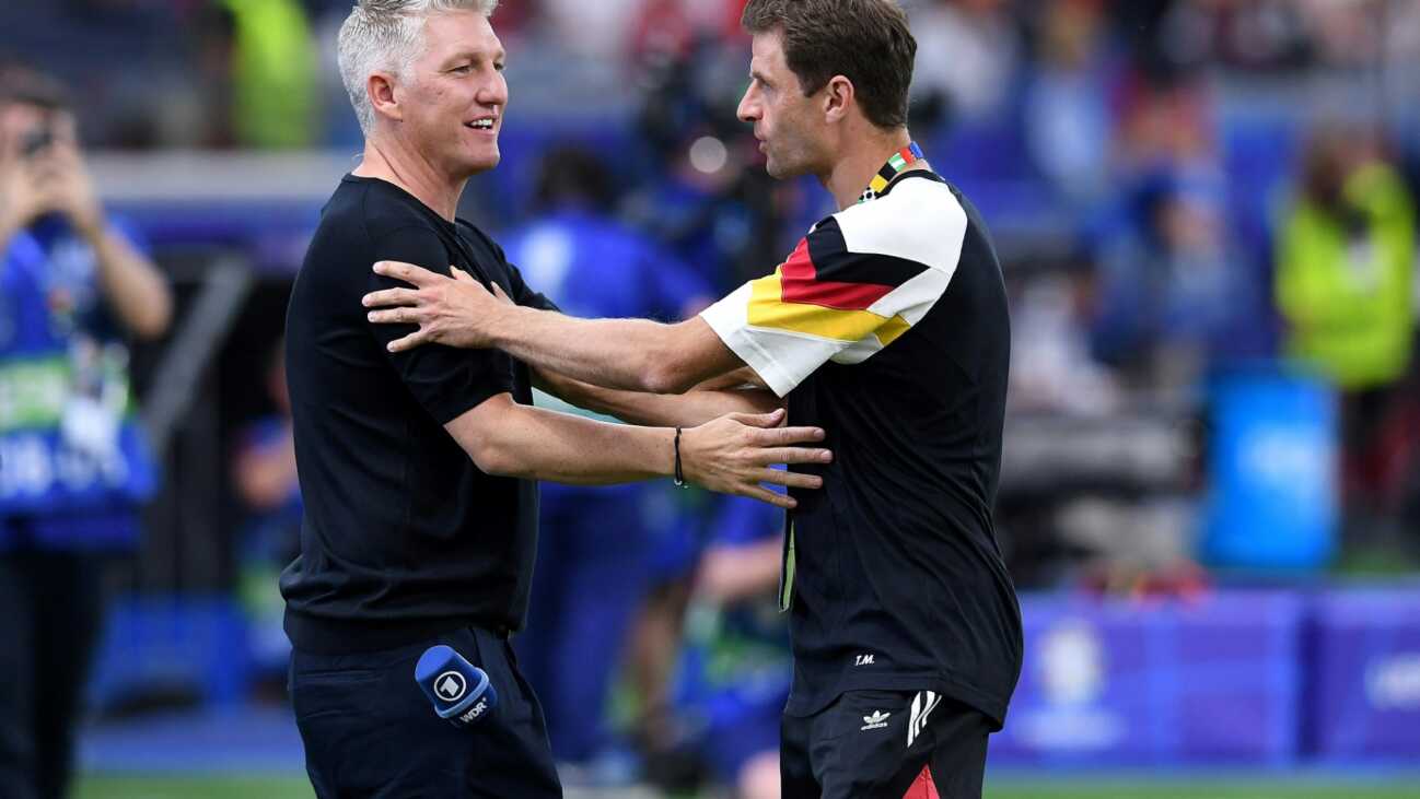 Schweinsteiger über Müller: "Er ist alt genug" Schweinsteiger über Müller: "Er ist alt genug"