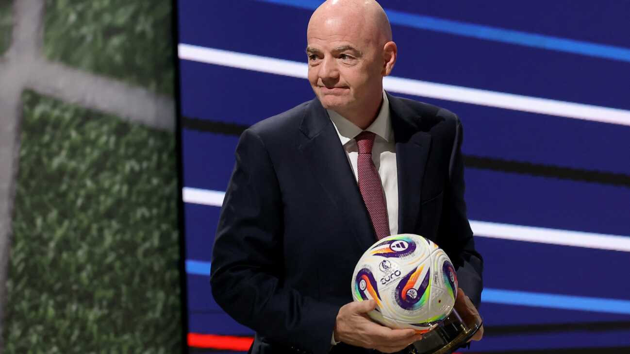 Fußball-WM: Infantino zu Sicherheitsgespräch in den USA Fußball-WM: Infantino zu Sicherheitsgespräch in den USA