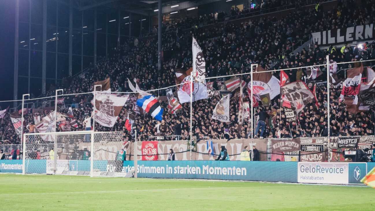 Hymne "Herz von St. Pauli" wird weiterhin nicht gespielt Hymne "Herz von St. Pauli" wird weiterhin nicht gespielt