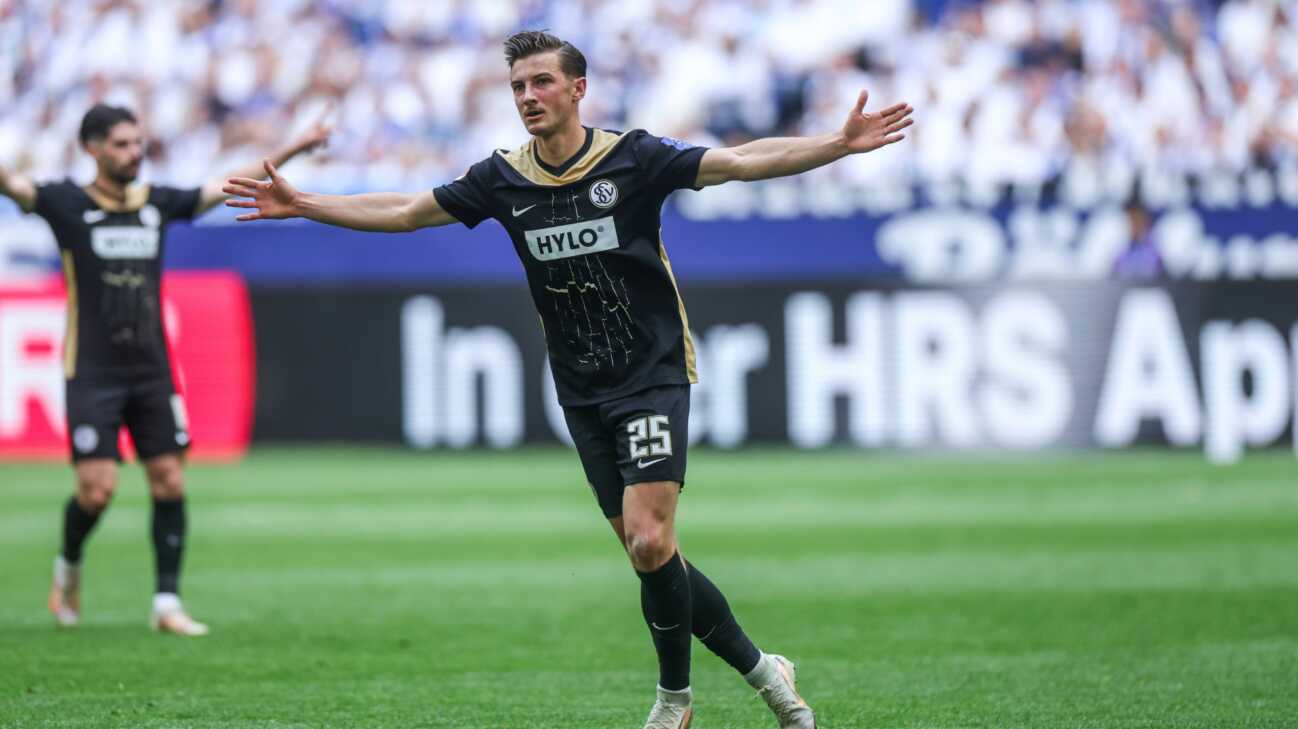 Sieg auf Schalke: Elversberg in der Relegation