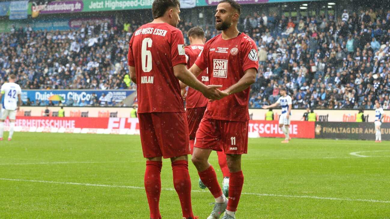 Finaltag: Essen zieht vor 27.000 Fans in den DFB-Pokal ein