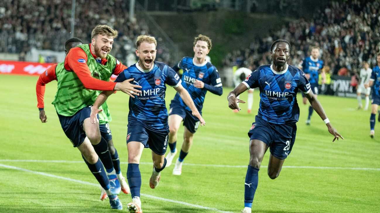 Heidenheim feiert - und Schmidt ist "mausekaputt"