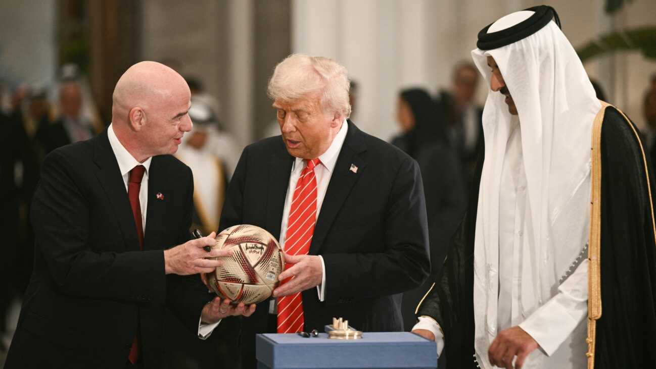 FIFA-Kongress beginnt mit dreistündiger Verspätung