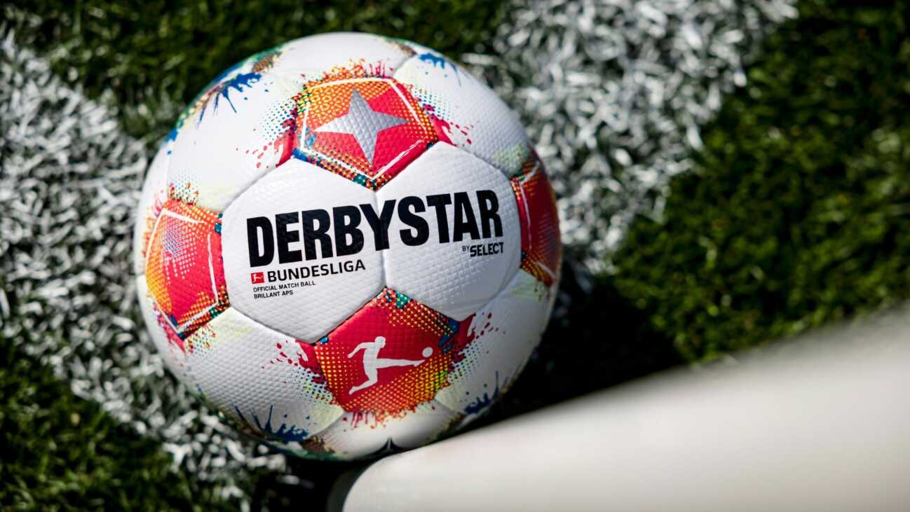 Frischer Look: Derbystar präsentiert neuen Bundesliga-Spielball Frischer Look: Derbystar präsentiert neuen Bundesliga-Spielball