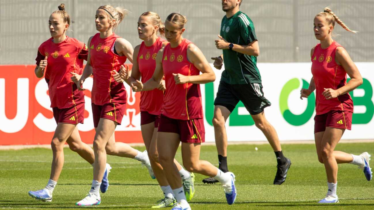 Dopingkontrolle bei DFB-Frauen in Herzogenaurach