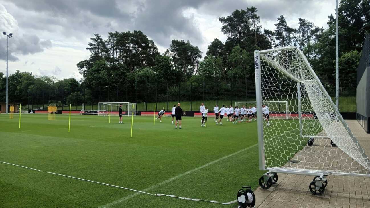 Nations League: DFB-Team beim Abschlusstraining komplett