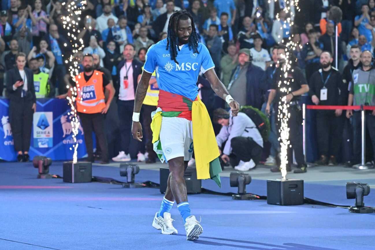 Foto IPP/Felice De Martino Napoli 23/05/2025 Calcio Campionato serie A 2024-2025 Napoli - Cagliari Nella foto: Frank Zambo Anguissa Italy Photo Press World Copyright Napoli italy Italia ITALY PUBLICATIONxNOTxINxITAxFRAxJPN Copyright: xR4924_italyphotopressx