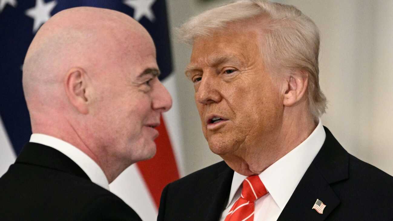 FIFA: Trophäe und Büro im Trump Tower