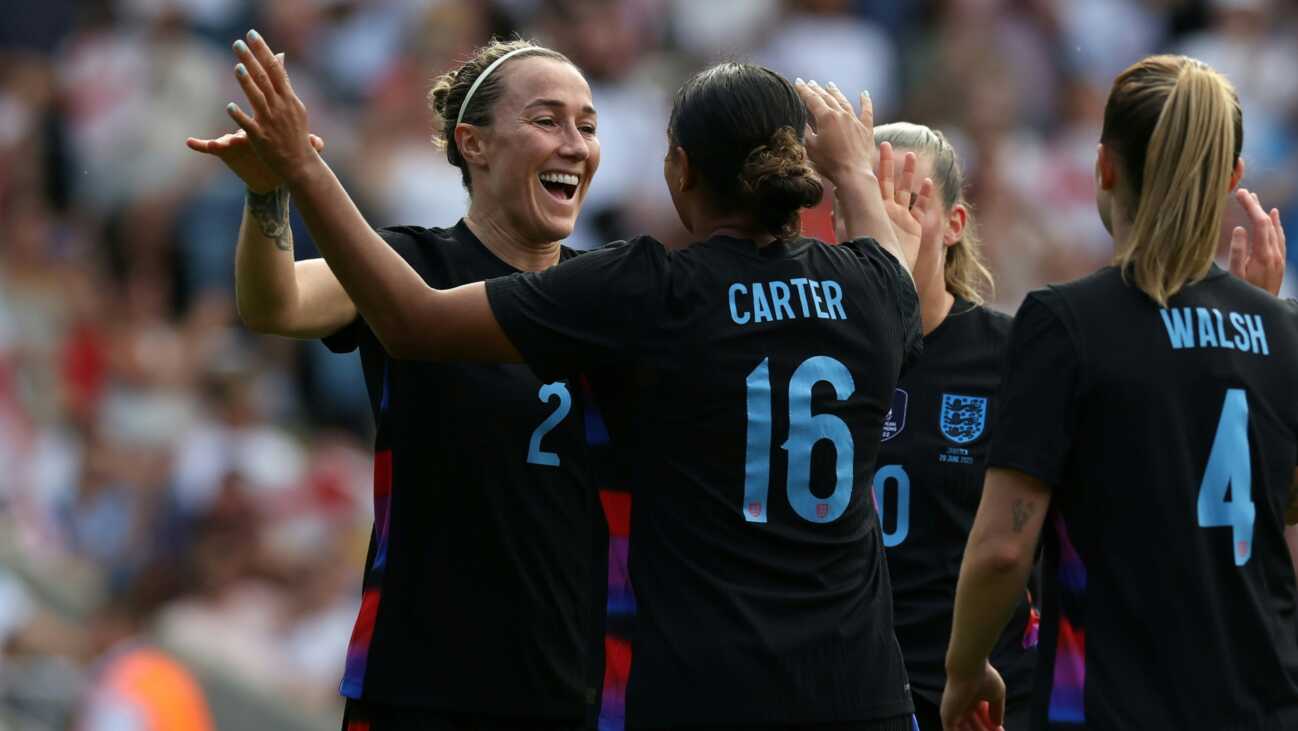 Nach Rassismus-Anklage: Englands Bronze stützt Carter