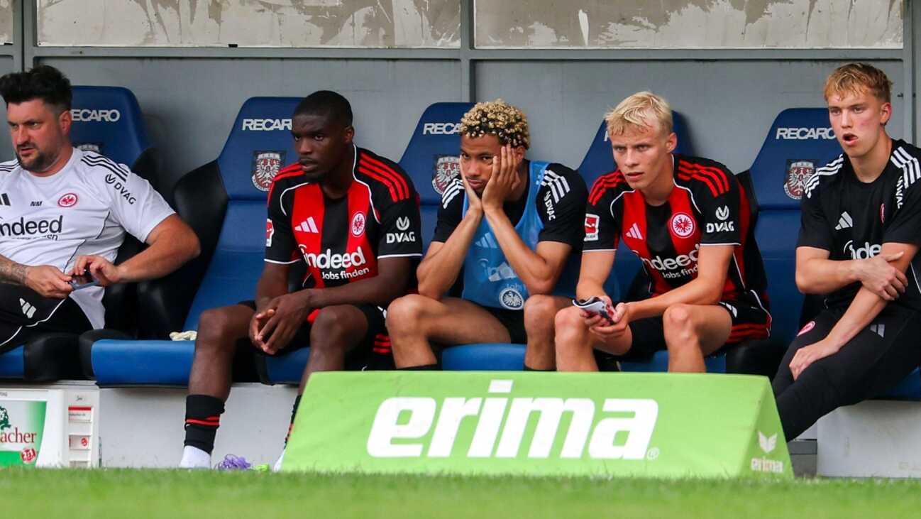 Ekitiké ohne Einsatz bei Eintracht-Test