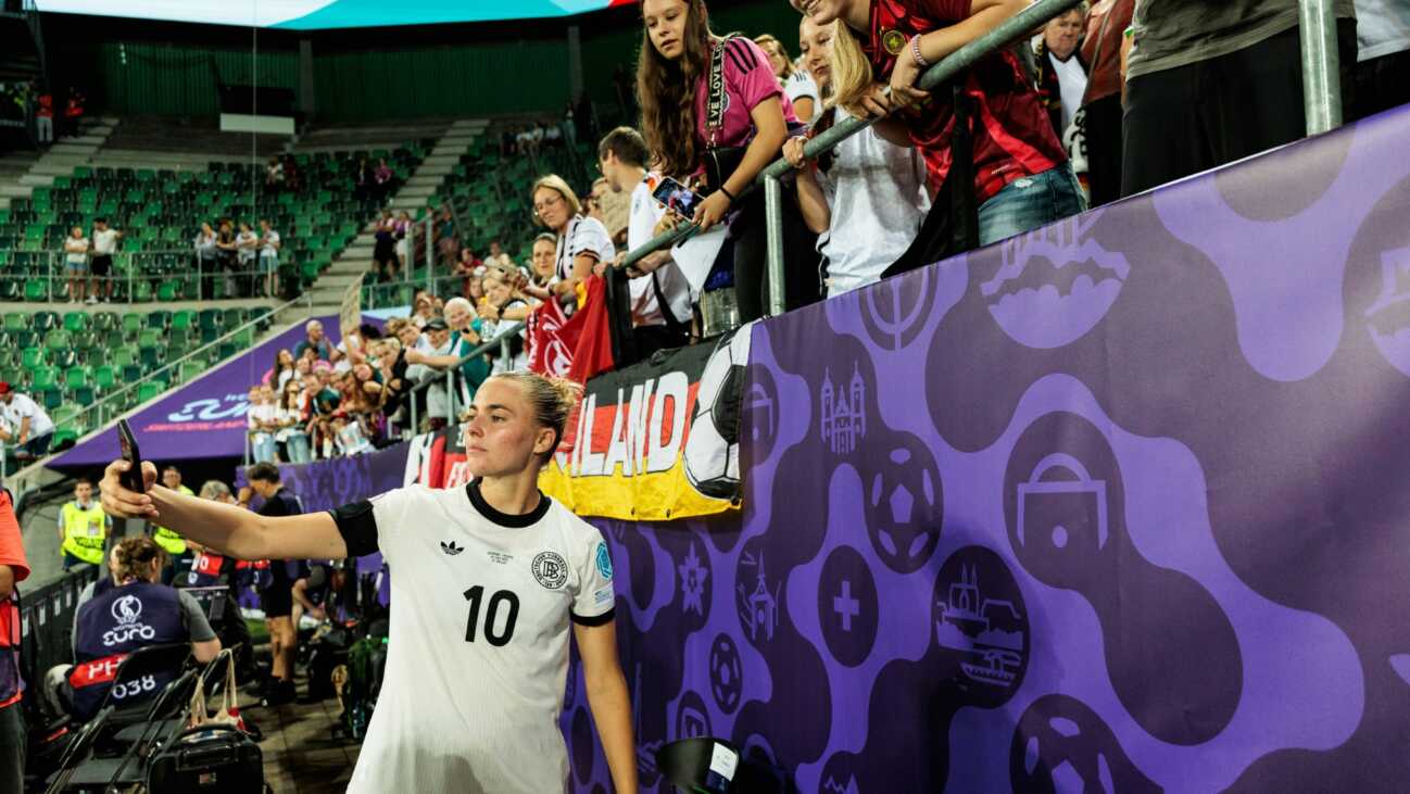 "Nation hinter uns bekommen": DFB-Frauen spüren EM-Rückenwind
