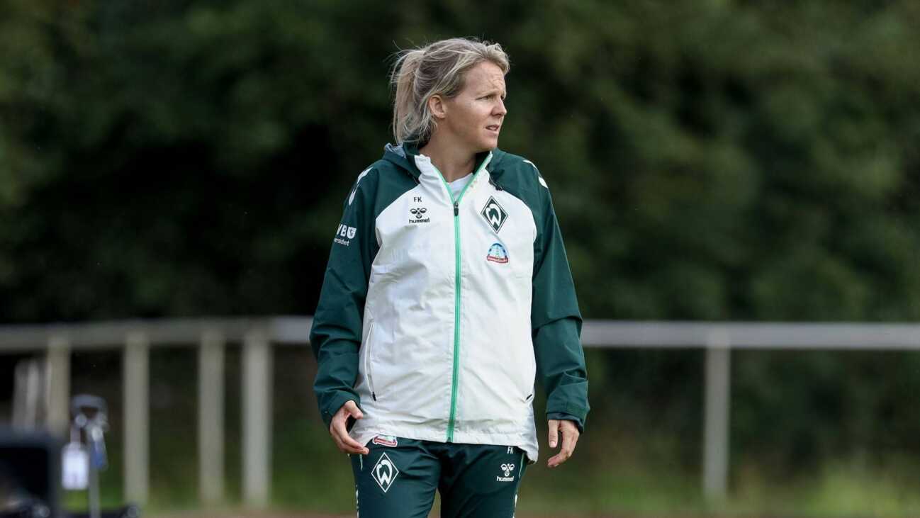 Kromp: DFB-Frauen von Spanien "spielerisch Welten entfernt"