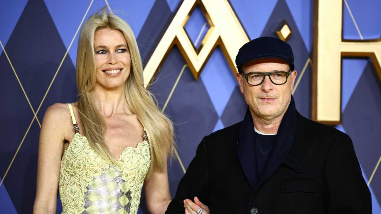 Claudia Schiffer steigt beim FC Brentford ein