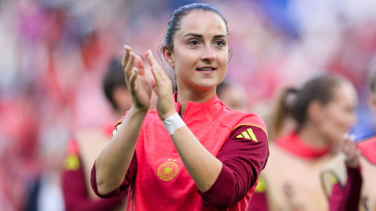 Zurück in die Startelf? Däbritz als Frankreich-Expertin