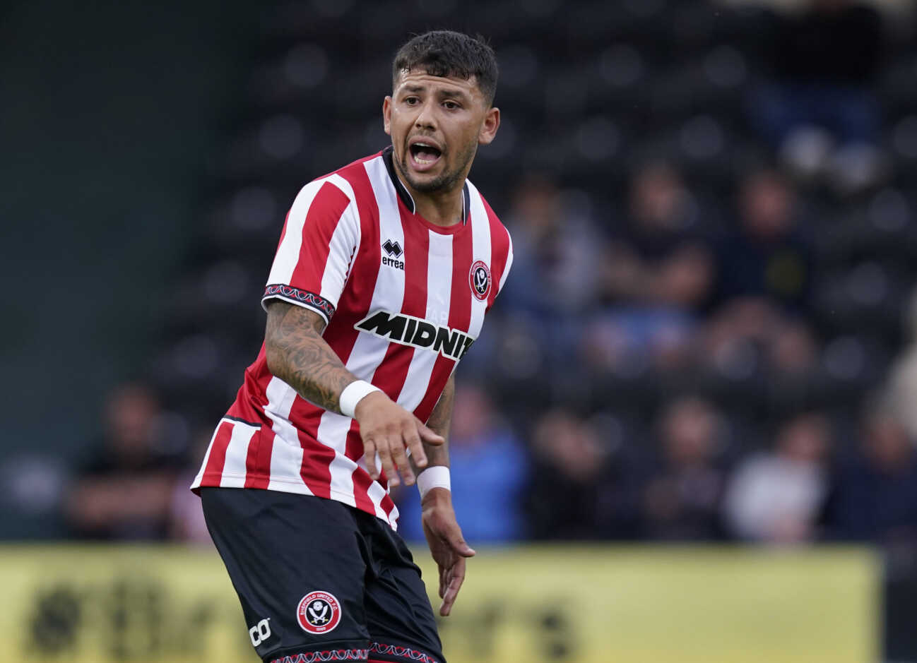 burton-upon-trent-england-22nd-1064347977 Burton upon Trent, England, 22nd July 2025. Gustavo Hamer of Sheffield United during the Burton Albion vs Sheffield United Pre Season Friendly match at the Pirelli Stadium, Burton upon Trent. Picture credit should read: Andrew Yates Sportimage EDITORIAL USE ONLY. No use with unauthorised audio, video, data, fixture lists, club league logos or live services. Online in-match use limited to 120 images, no video emulation. No use in betting, games or single club league player publications. SPI_128_AY_Burton_v_Sheffield_United SPI-4030-0064