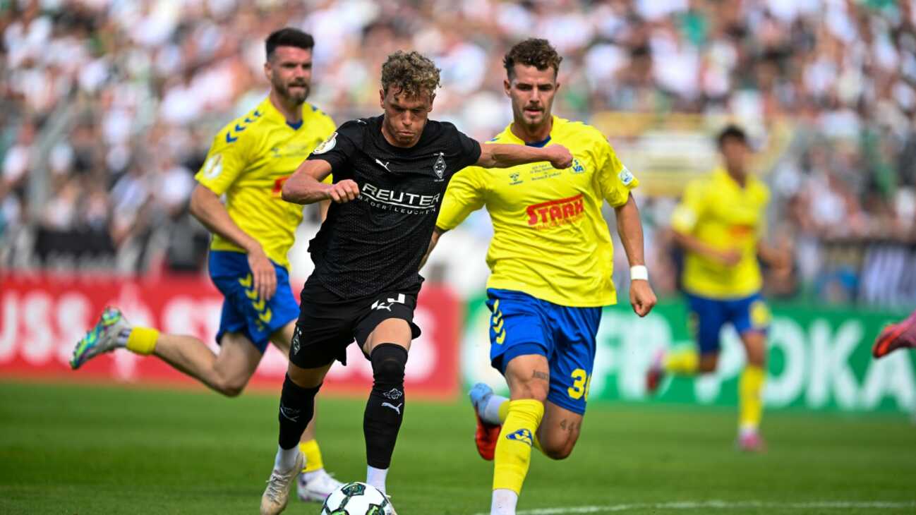 Elvedi erlöst wackeliges Gladbach gegen Delmenhorst Elvedi erlöst wackeliges Gladbach gegen Delmenhorst