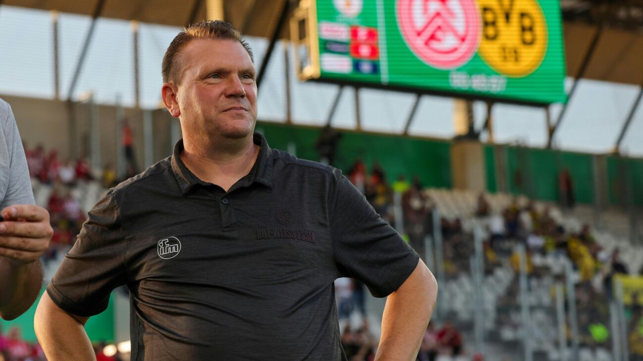 Essen-Trainer Koschinat joggt zum Pokalspiel