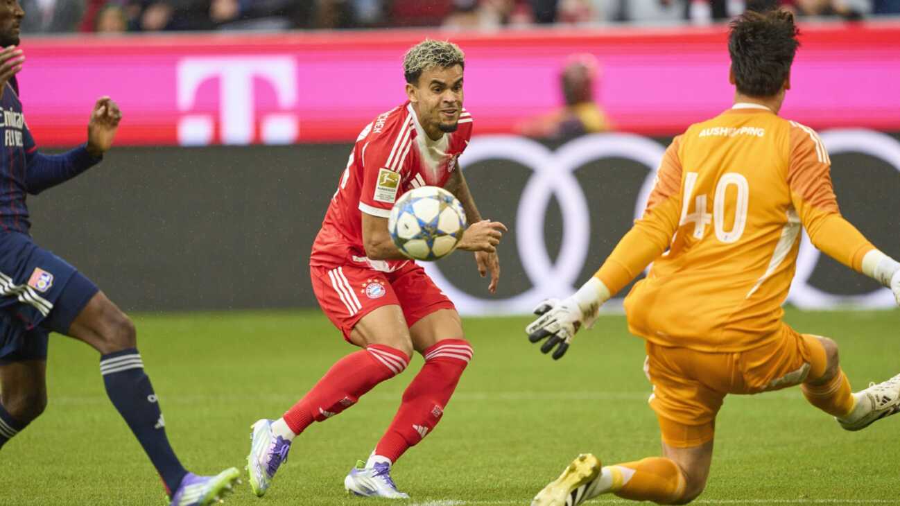 FC Bayern siegt beim Einstand von Díaz FC Bayern siegt beim Einstand von Díaz