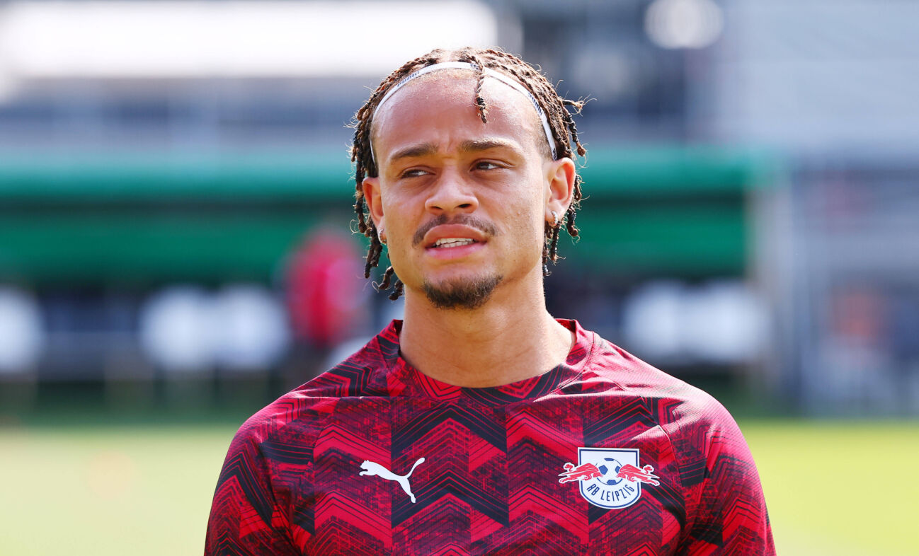 Sandhausen - RB Leipzig DFB Pokal Sandhausen, 16.08.2025, Hardtwaldstadion, DFB Pokal, 1.Hauptrunde , SV Sandhausen vs. RB Leipzig 2:4 (2:2) , Im Bild: Xavi Simons (10, RB Leipzig) , *** Sandhausen RB Leipzig DFB Pokal Sandhausen, 16 08 2025, Hardtwaldstadion, DFB Pokal, 1 Hauptrunde , SV Sandhausen vs RB Leipzig 2 4 2 2 , Im Bild Xavi Simons 10, RB Leipzig ,