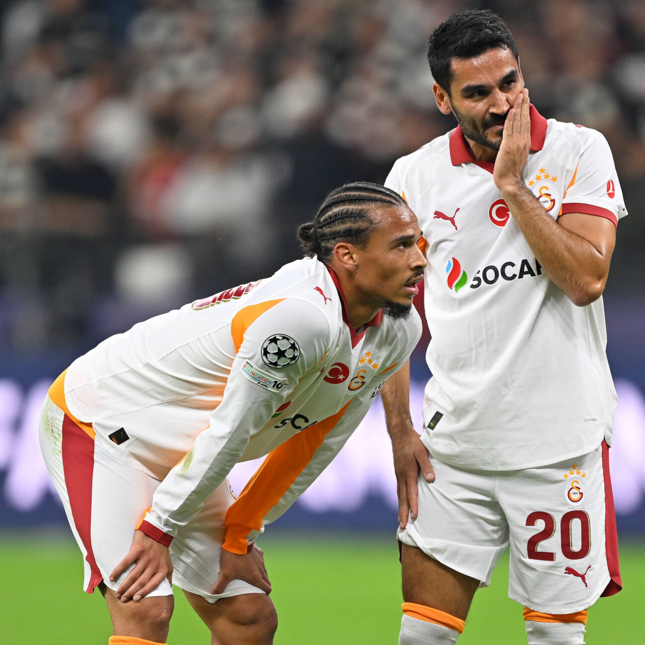 Frankfurt, Deutsche Bank Park, 18.09.25, GER, Herren, UEFA Champions Leaugue, Saison 2025-2026, Eintracht Frankfurt - Galatasaray Istanbul Bild: v.li. Leroy SANE (Galatasaray) und Ilkay GUENDOGAN (Galatasaray) UEFA regulations prohibit any use of photographs as image sequences and or quasi-video. Hessen Deutschland *** Frankfurt, Deutsche Bank Park, 18 09 25, GER, Herren, UEFA Champions Leaugue, Saison 2025 2026, Eintracht Frankfurt Galatasaray Istanbul Bild v li Leroy SANE Galatasaray und Ilkay GUENDOGAN Galatasaray UEFA regulations prohibit any use of photographs as image sequences and or quasi video Hessen Germany