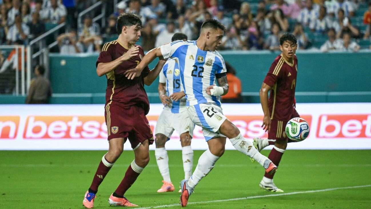 Ohne Messi: Argentinien müht sich zu 1:0 gegen Venezuela