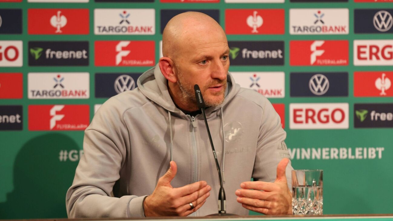 Pokaldebakel: Lieberknecht schämt sich "in Grund und Boden"